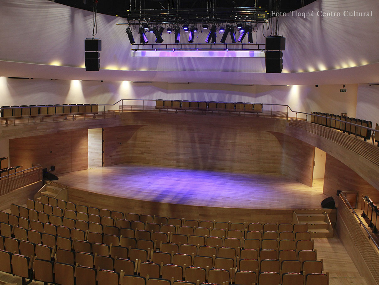 Escenario con luces teatrales