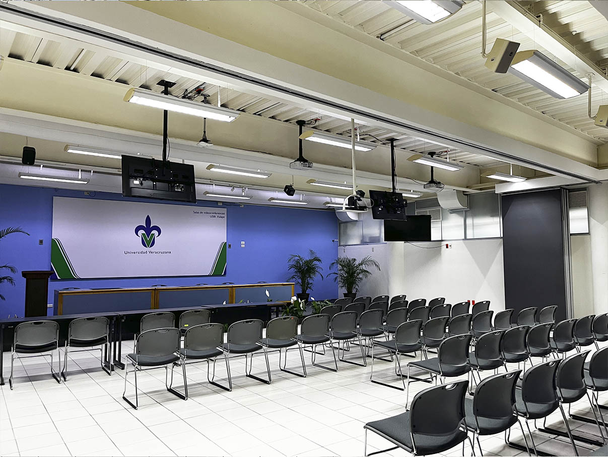Sala de videoconferencias UV